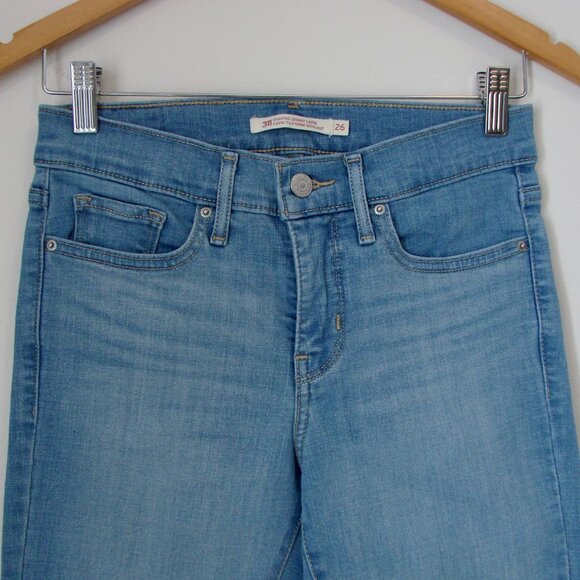 Levi's Shaping Skinny Capri Jeans Light Wash Cropped Stretch Size 26 - Picture 4 of 13